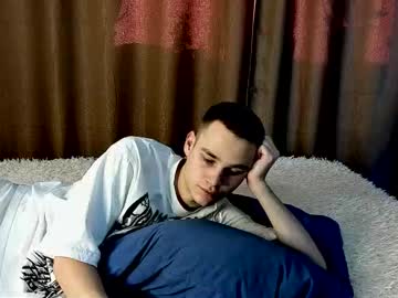 Robert10211 Chaturbate stream image from February 05, 2026