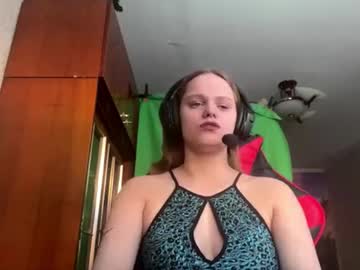 Linettehnatow Chaturbate stream image from February 05, 2026
