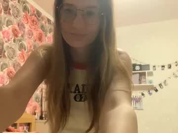Lavoniahalf Chaturbate stream image from February 05, 2026