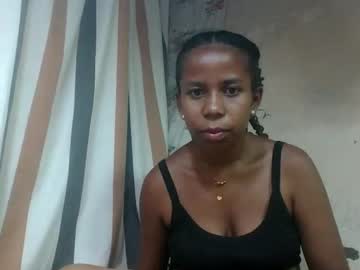 Valerinezah Chaturbate stream image from February 05, 2026