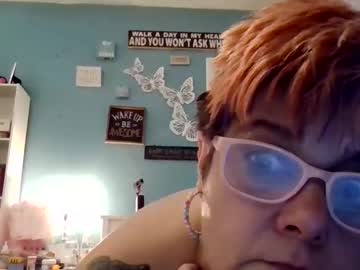 Milfy1900s Chaturbate stream image from February 05, 2026