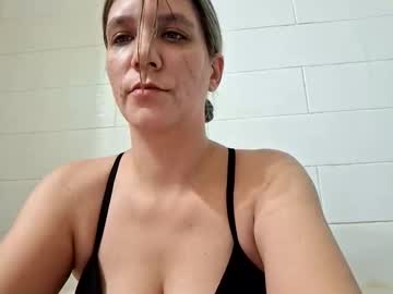 Valerierayne13 Chaturbate stream image from February 06, 2026