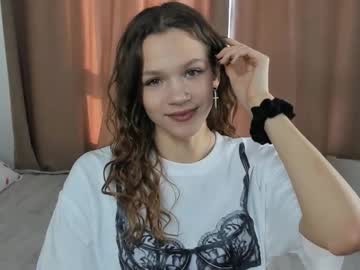Velvetrisque Chaturbate stream image from February 06, 2026