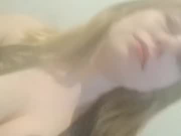 Graceberry_ Chaturbate stream image from February 06, 2026