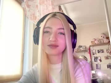 Mirnapane Chaturbate stream image from February 06, 2026