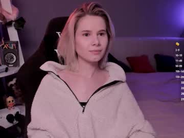Imnotmia Chaturbate stream image from February 06, 2026