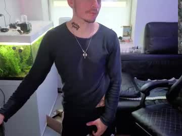 Rayzel31 Chaturbate stream image from February 06, 2026