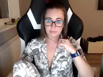 Sintia_Lilu Chaturbate stream image from February 06, 2026