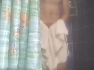 Bigfeetmaster32 Chaturbate stream image from February 06, 2026