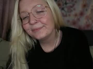 Barbiegirl966 Chaturbate stream image from February 06, 2026
