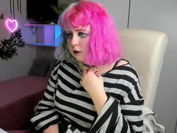 Cherrybounce Chaturbate stream image from February 07, 2026