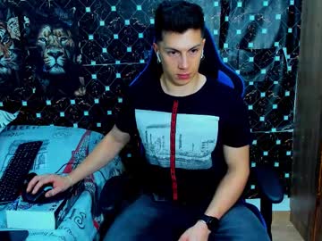 Javiersexymann Chaturbate stream image from February 07, 2026
