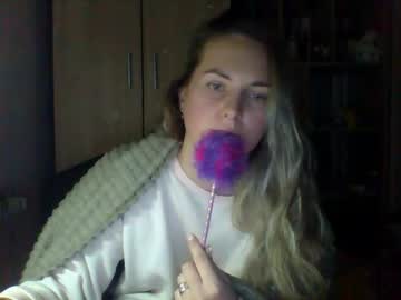 Molly971345 Chaturbate stream image from February 07, 2026