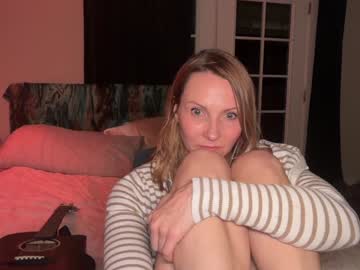 Kaileeshy Chaturbate stream image from February 07, 2026