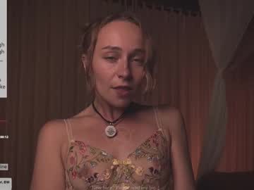 Ohmymojo Chaturbate stream image from February 07, 2026