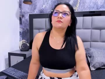 Mavis_Hot_Milf Chaturbate stream image from February 07, 2026