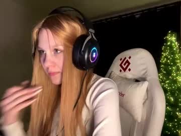 Kayceefroehner Chaturbate stream image from February 07, 2026
