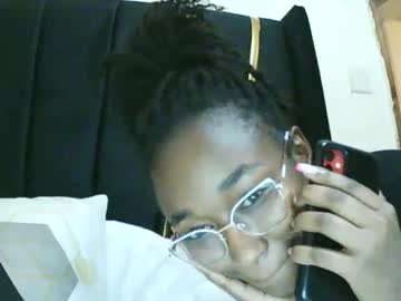 Pinkaura_ Chaturbate stream image from February 07, 2026