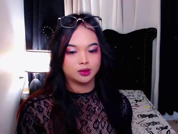Hailywilson Chaturbate stream image from February 07, 2026