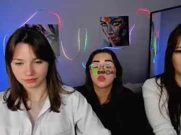 Kiki_Swan Chaturbate stream image from February 07, 2026