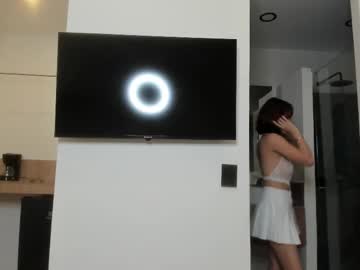 Maddy_Kraviiz Chaturbate stream image from February 08, 2026