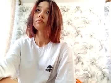 Estellekirbo Chaturbate stream image from February 08, 2026