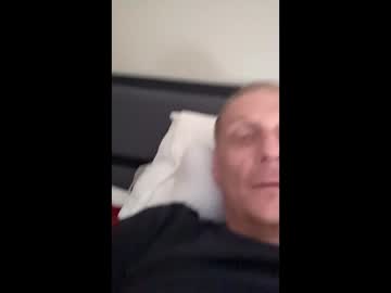 Swollenmembers25 Chaturbate stream image from February 08, 2026