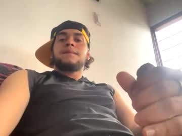 Latinmanlive Chaturbate stream image from February 08, 2026