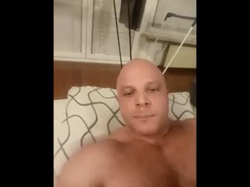 Pineapplemarco Chaturbate stream image from February 08, 2026