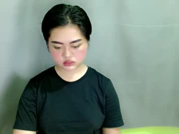 Ur_Prettyzey18 Chaturbate stream image from February 09, 2026