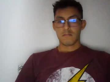 Manucurve Chaturbate stream image from February 09, 2026