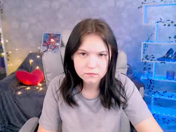 Lilymillerr Chaturbate stream image from February 09, 2026