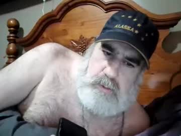 Straightbear4you Chaturbate stream image from February 09, 2026