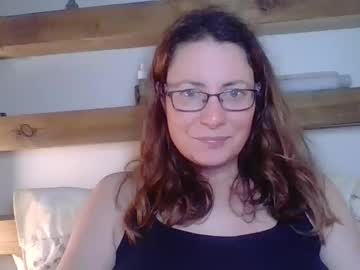 Sexyemilyoliver Chaturbate stream image from February 09, 2026