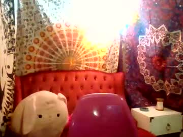 Prettyluluu Chaturbate stream image from February 09, 2026