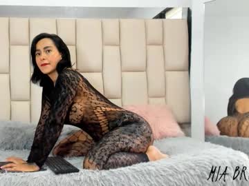 _Mia_Brunette_ Chaturbate stream image from February 09, 2026