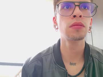 Matt_Shadows7 Chaturbate stream image from February 09, 2026
