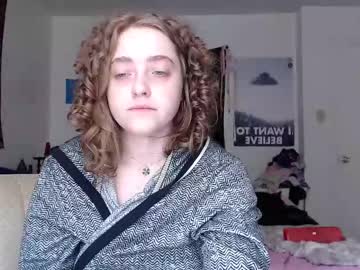 Strawberrylotsacake Chaturbate stream image from February 09, 2026