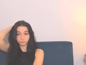 Delphinehot Chaturbate stream image from February 09, 2026