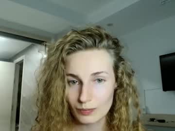 Sweety_Fruits Chaturbate stream image from February 09, 2026