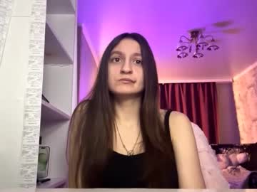 Violetagrassham Chaturbate stream image from February 09, 2026