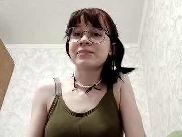 Aprilswihart Chaturbate stream image from February 09, 2026