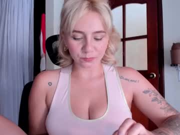Melodypetitex Chaturbate stream image from February 09, 2026
