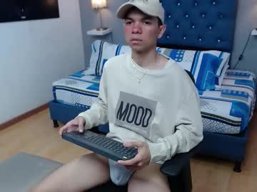 Benjamine_Bitt Chaturbate stream image from February 09, 2026