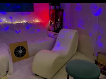 Cloemaxx Chaturbate stream image from February 09, 2026