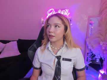 Juliethmosss Chaturbate stream image from February 09, 2026