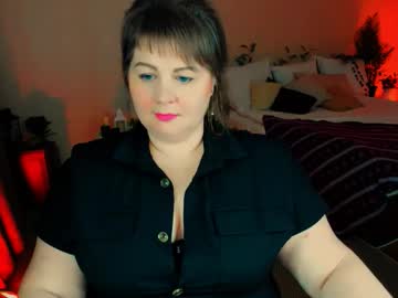 Crystaalstaar Chaturbate stream image from February 09, 2026