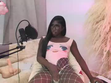 Isseymz Chaturbate stream image from February 10, 2026