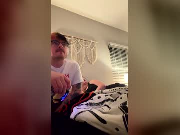 Domandshy Chaturbate stream image from February 10, 2026