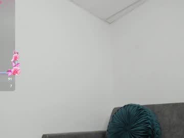 Sweet_Litle Chaturbate stream image from February 10, 2026